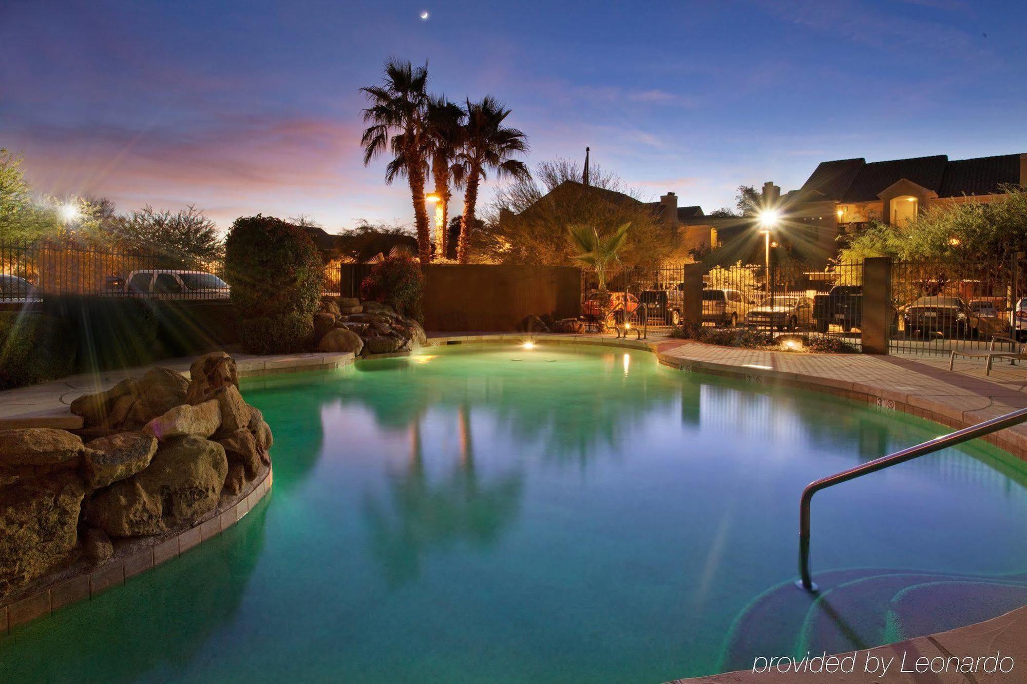 Holiday Inn Express & Suites Phoenix/Chandler Facilidades foto